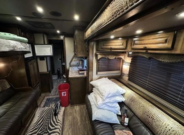 Used Horse Trailers for Sale