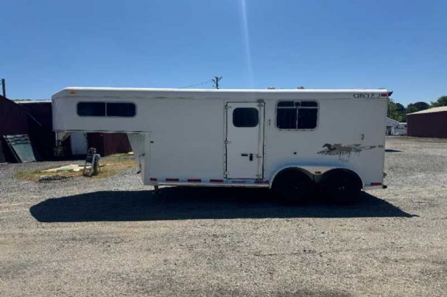 Used Horse Trailers for Sale
