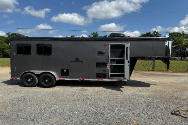 Used Horse Trailers for Sale
