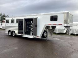New '25 Featherlite REDUCED $1200! Premier Tack-Big Horse package 7'6'' T x 7'6'' W - 7K Axles. LOADED!