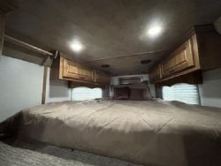 New '25 Trails West CLASSIC 10X10 2 HORSE-On Order!!!