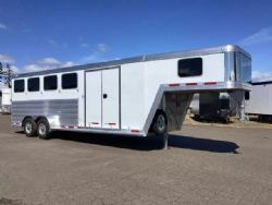 New '25 Featherlite 9600 Premier Tack- 7'0W x 7'0T- Easy care flooring- 50'' slant wall dressing room!
