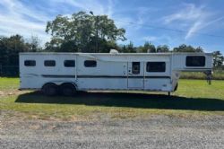 Used '01 Sundowner 7408LQ