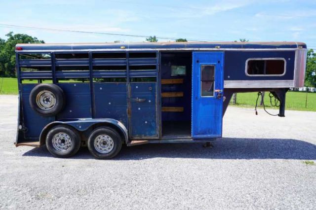 Used Horse Trailers for Sale
