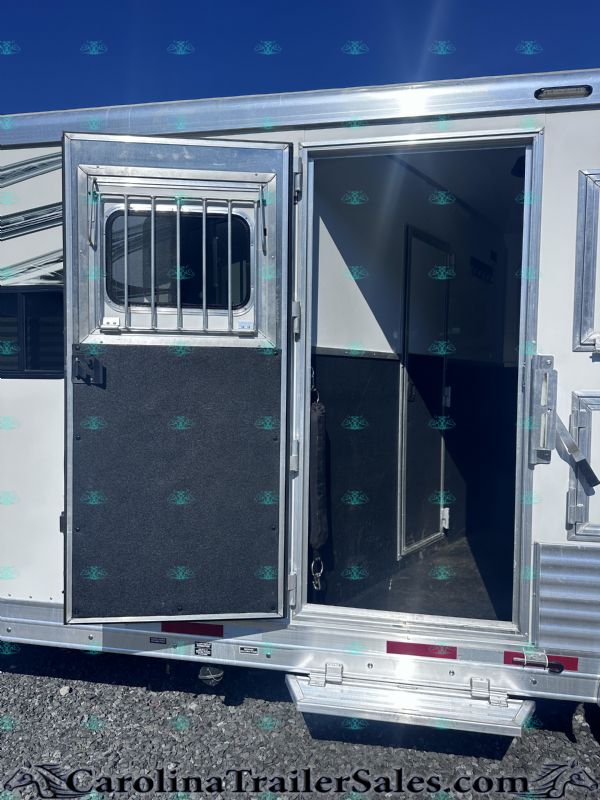 Used Horse Trailers for Sale