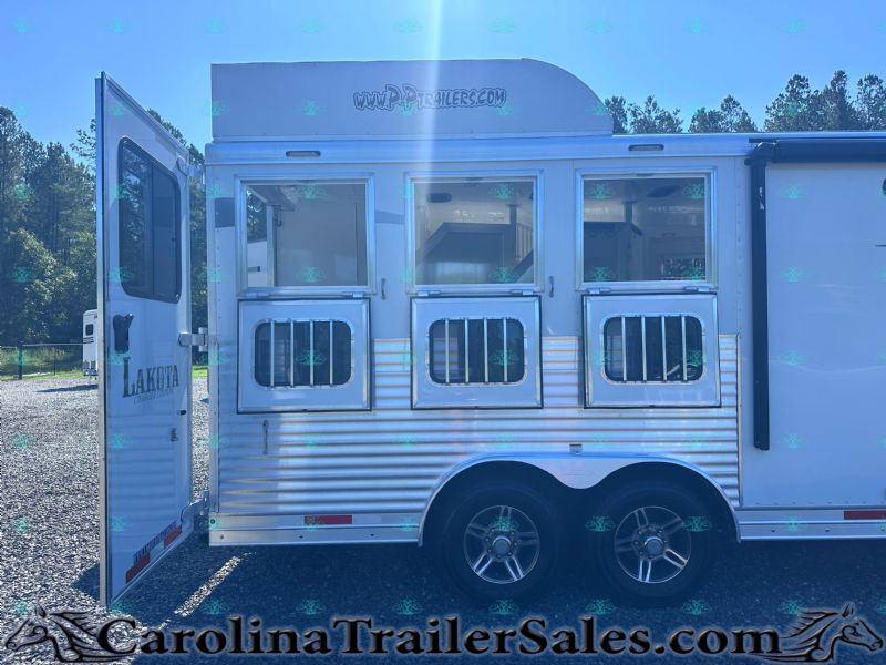 Used Horse Trailers for Sale
