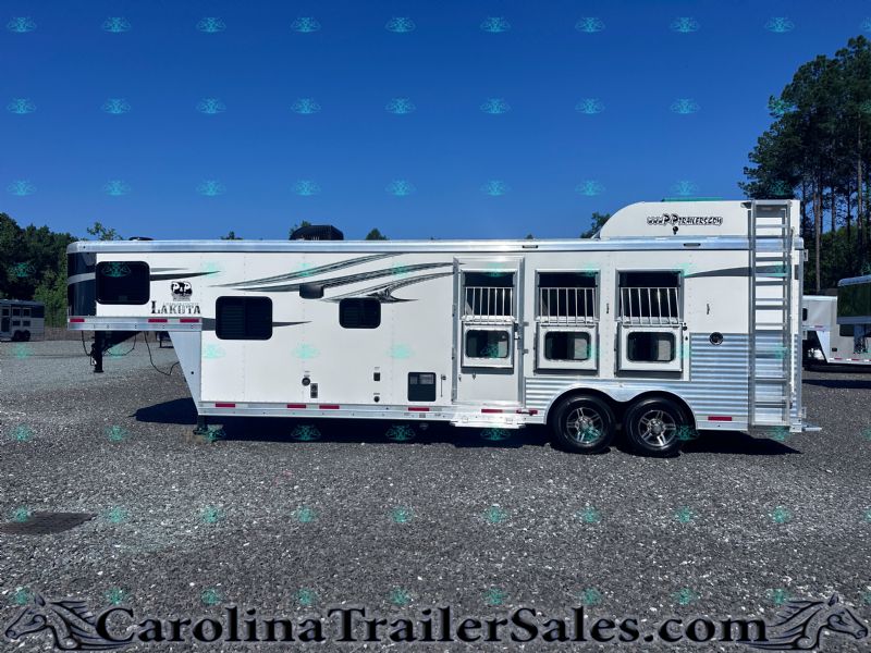 Used Horse Trailers for Sale