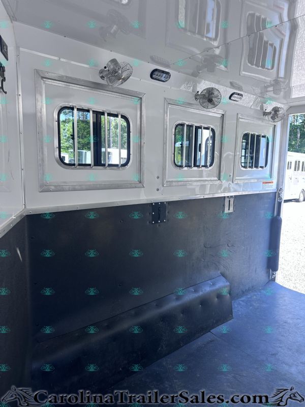Used Horse Trailers for Sale