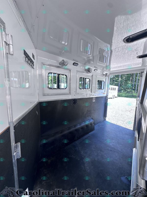 Used Horse Trailers for Sale