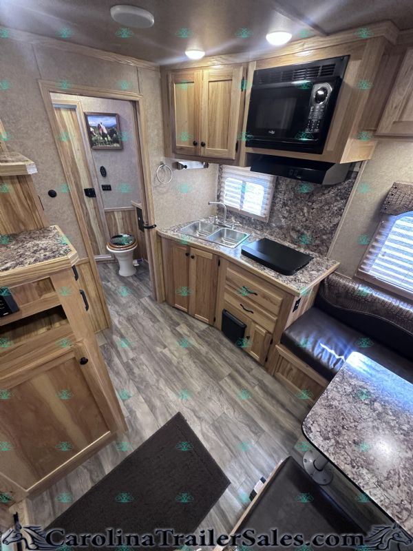 Used Horse Trailers for Sale