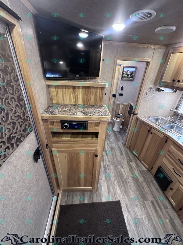 Used Horse Trailers for Sale
