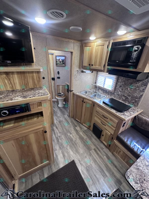 Used Horse Trailers for Sale