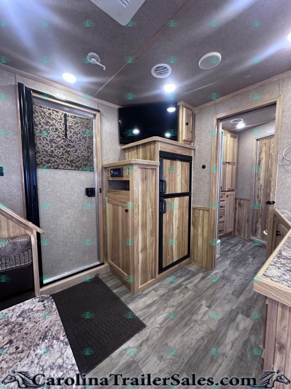 Used Horse Trailers for Sale