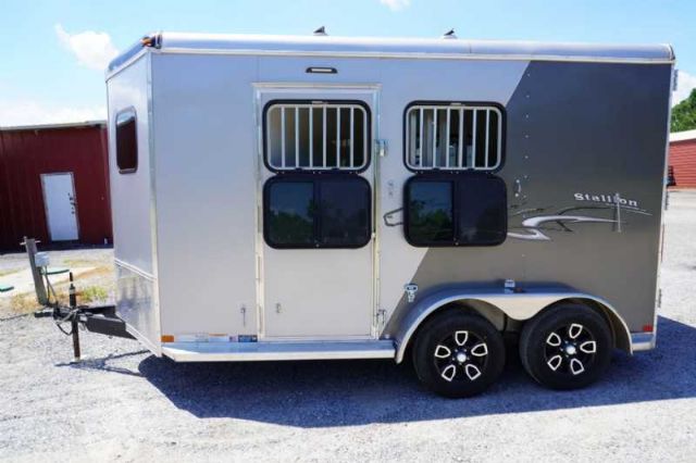 Used Horse Trailers for Sale