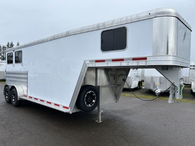 Trailer Photo