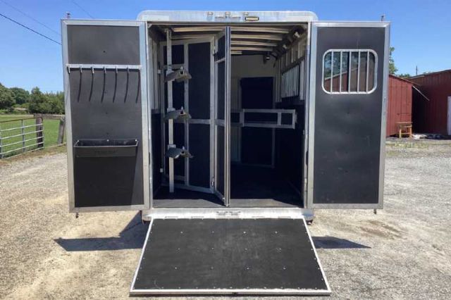 Trailer Photo