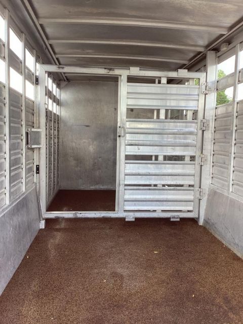 Trailer Photo