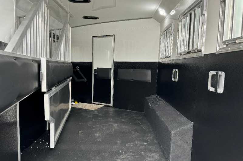Trailer Photo