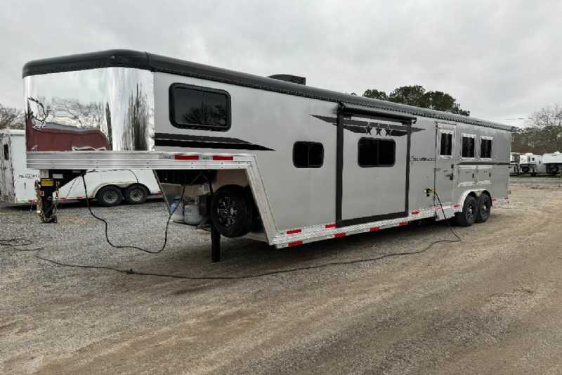 Trailer Photo