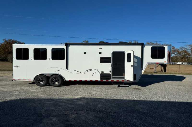 Trailer Photo