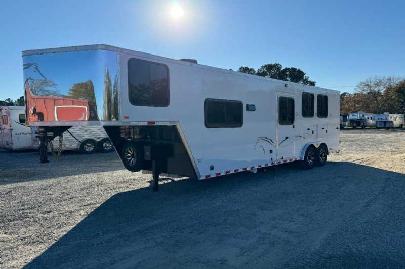 Trailer Photo