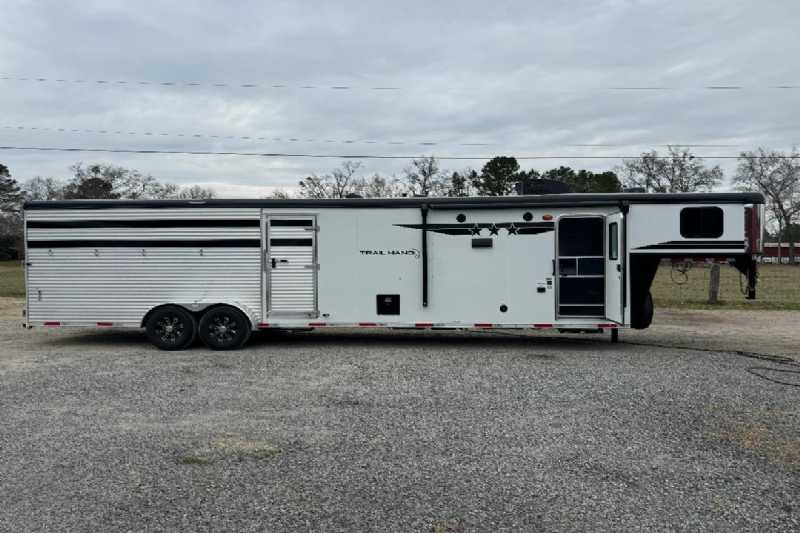Trailer Photo