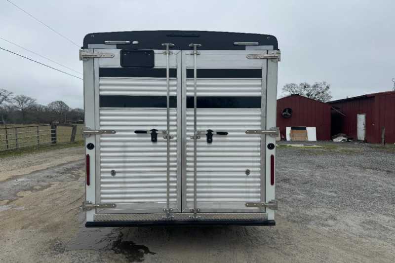 Trailer Photo