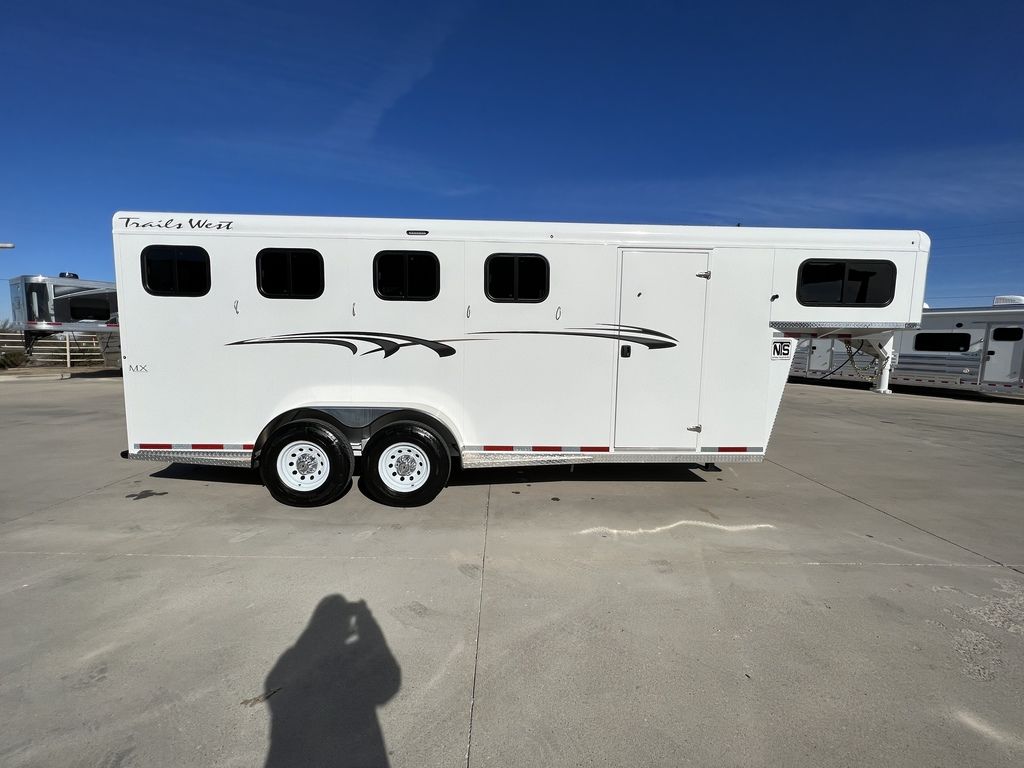 Trailer Photo