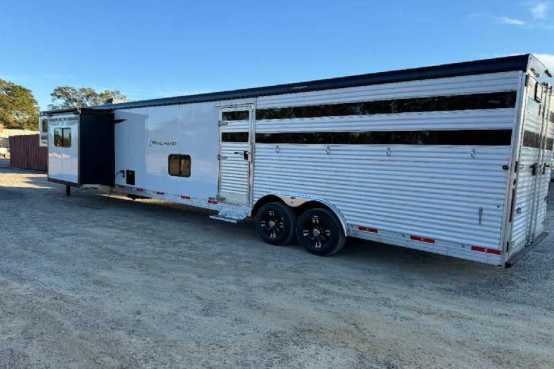 Trailer Photo