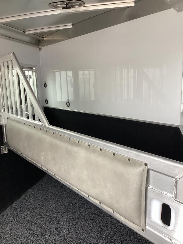 Trailer Photo