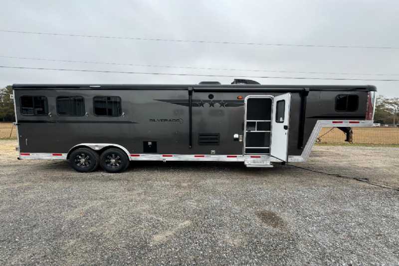 Trailer Photo