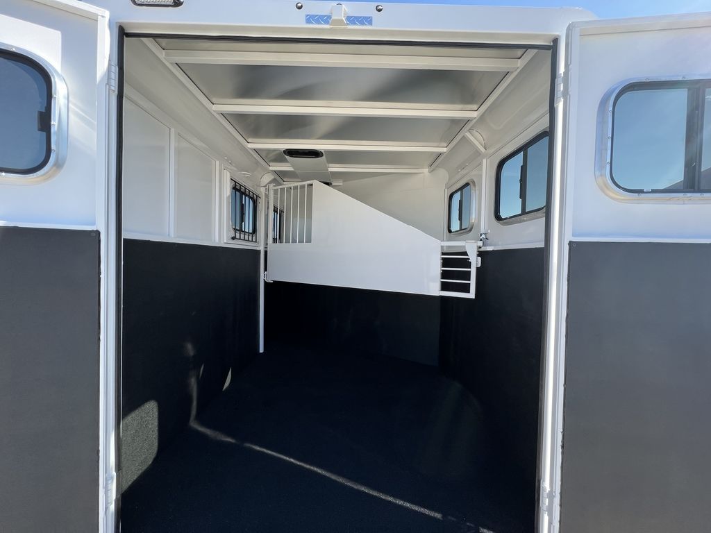 Trailer Photo