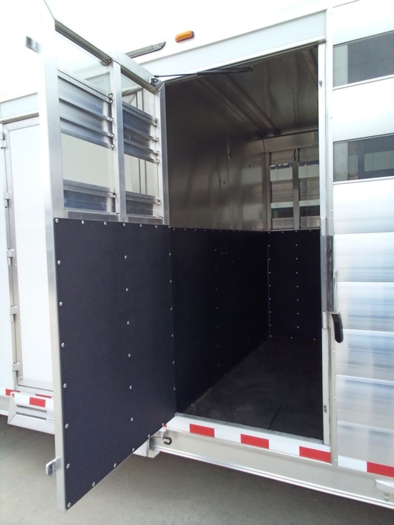 Trailer Photo