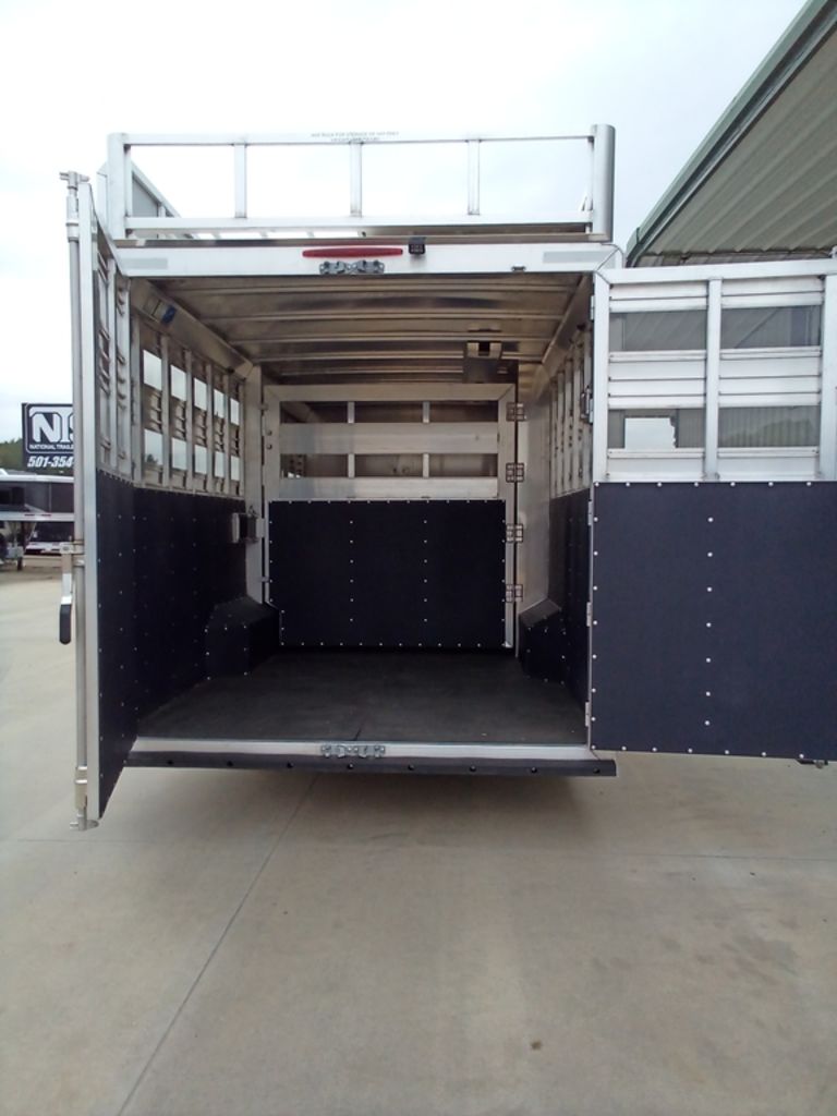 Trailer Photo