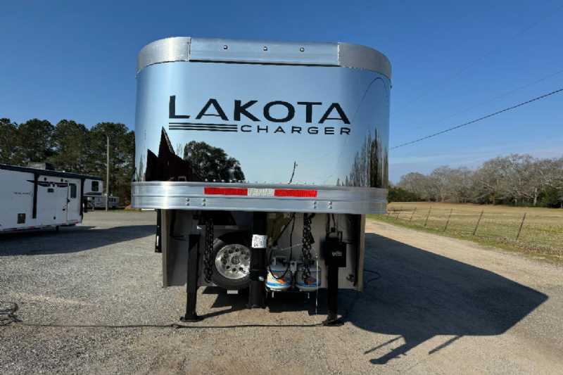 Trailer Photo