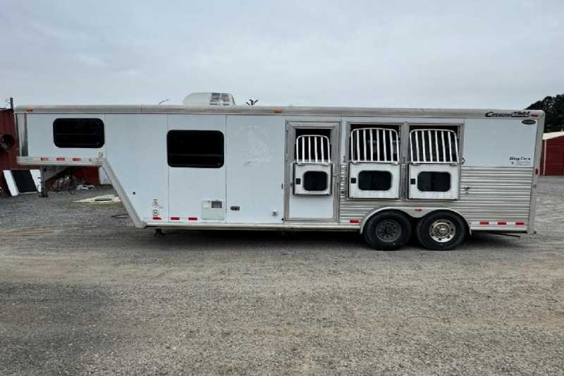 Trailer Photo