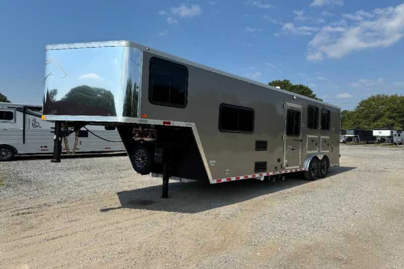 Trailer Photo
