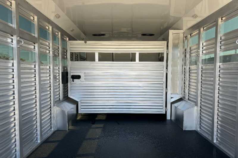 Trailer Photo