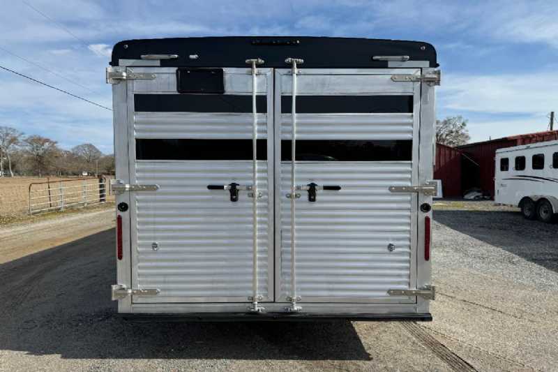 Trailer Photo