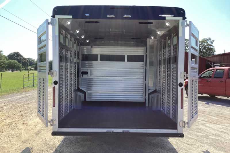 Trailer Photo