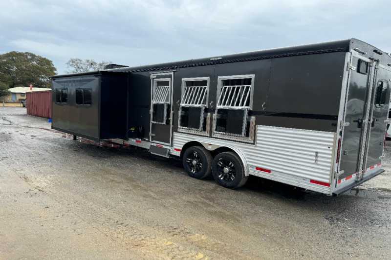 Trailer Photo