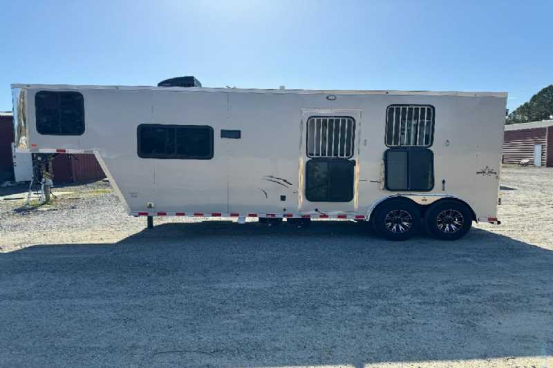 Trailer Photo