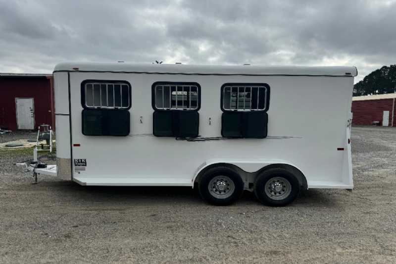 Trailer Photo