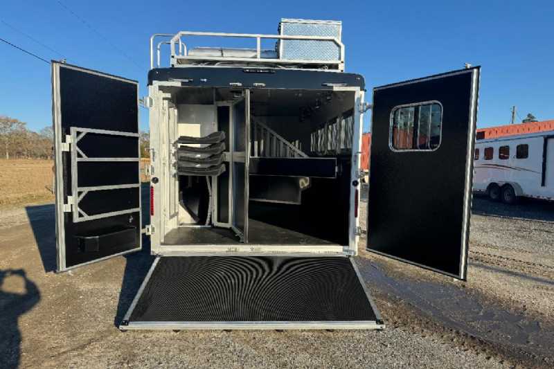 Trailer Photo