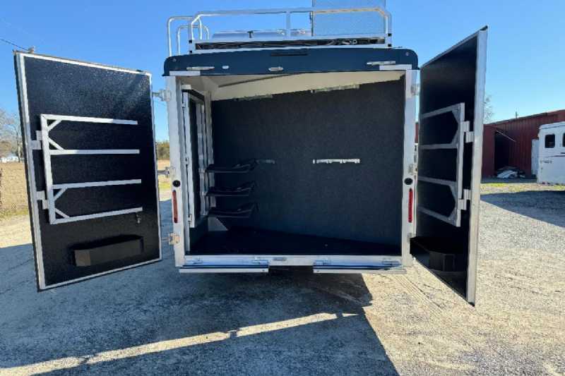 Trailer Photo
