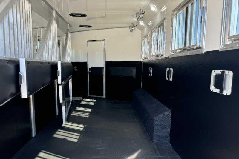 Trailer Photo