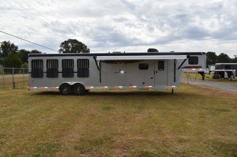 Trailer Photo
