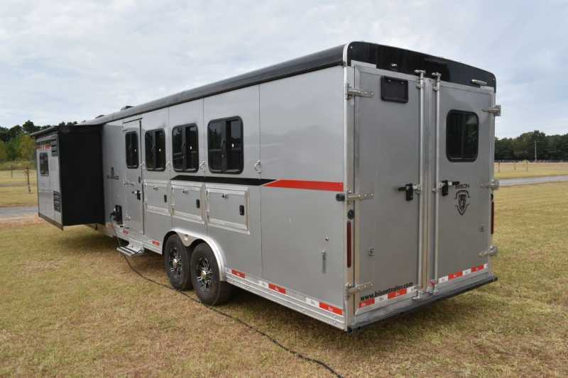 Trailer Photo