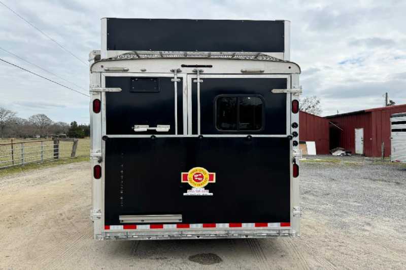 Trailer Photo