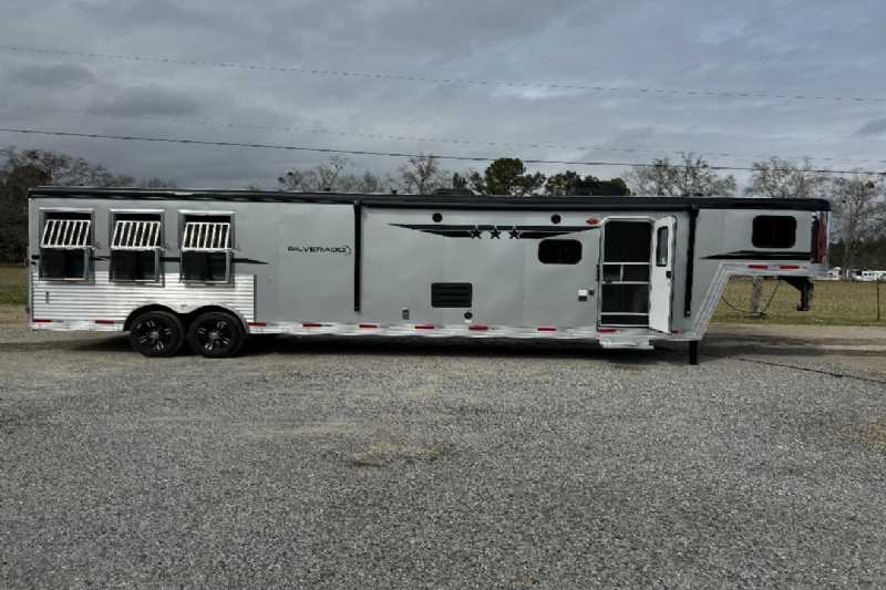 Trailer Photo